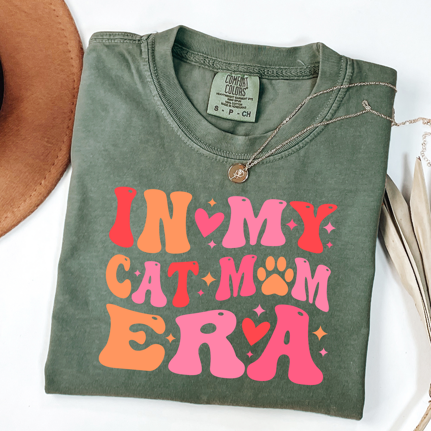 In My Cat Mom Era T-Shirt – Retro Tee for Cat Lovers, Groovy Pastel Design