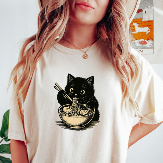 Ramen Time with Kitty – Vintage Noodle Cat Unisex T-Shirt