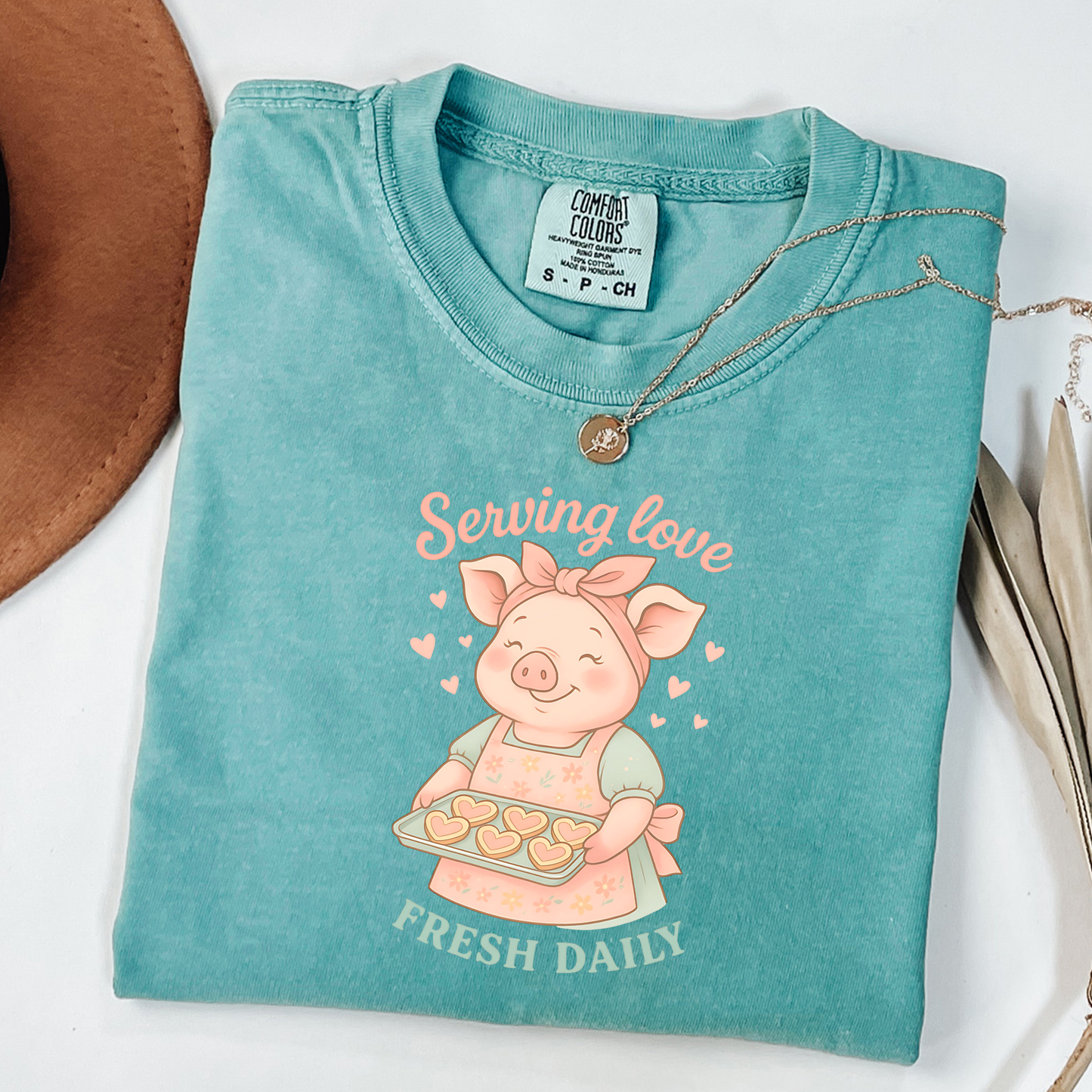 Serving Love Fresh Daily Pig T-Shirt – Cute Pastel Farm Animal Tee for Women & Pet Lovers
